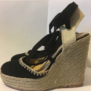 ZARA WEDGE SANDAL US 7